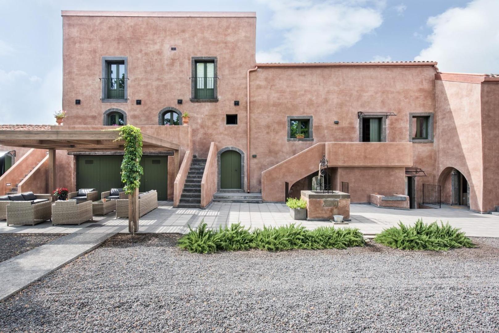 Firriato Hospitality Cavanera Etnea Resort & Wine Experience Castiglione De Sicilia Exteriör bild